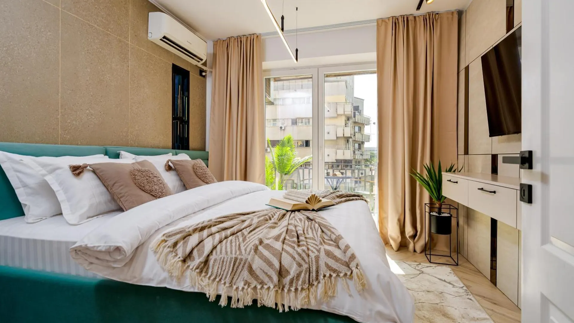 Luxury Ultra Central Apartment - Piata Romana Бухарест