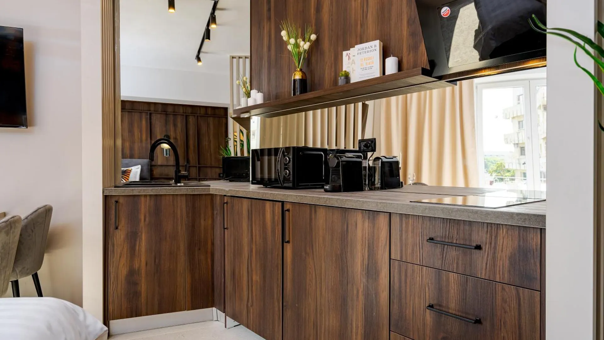 Luxury Ultra Central Apartment - Piata Romana Bucareste 0*,