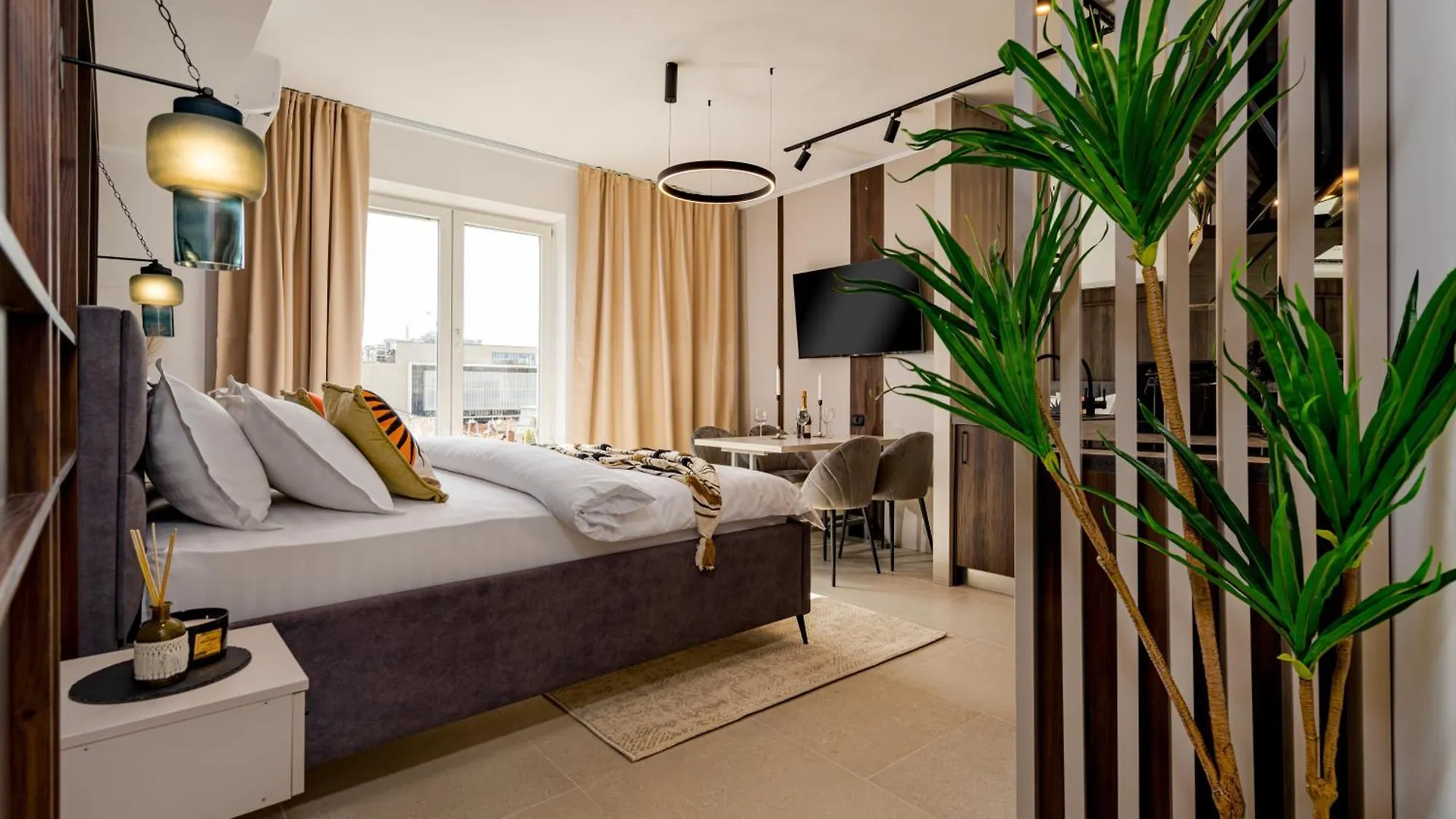 Luxury Ultra Central Apartment - Piata Romana Bucareste