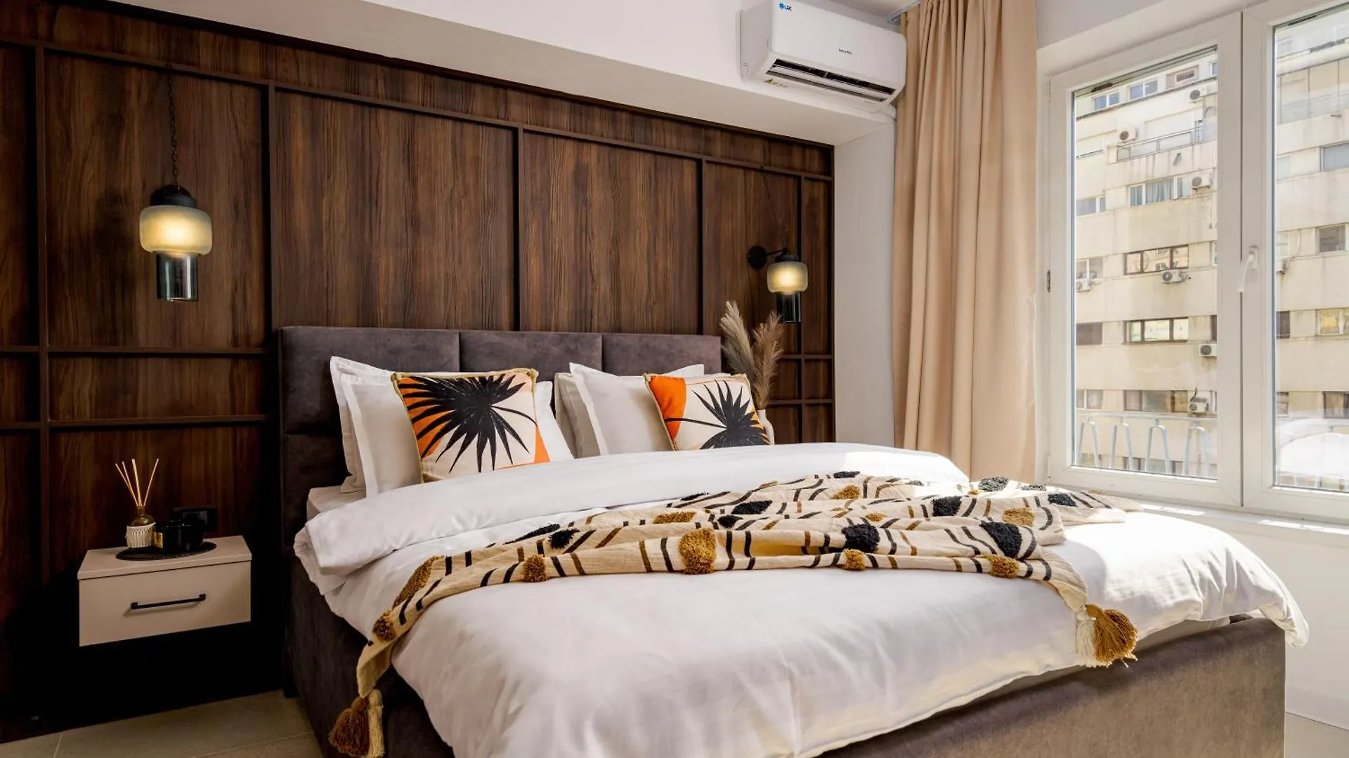 Luxury Ultra Central Apartment - Piata Romana Бухарест Румыния