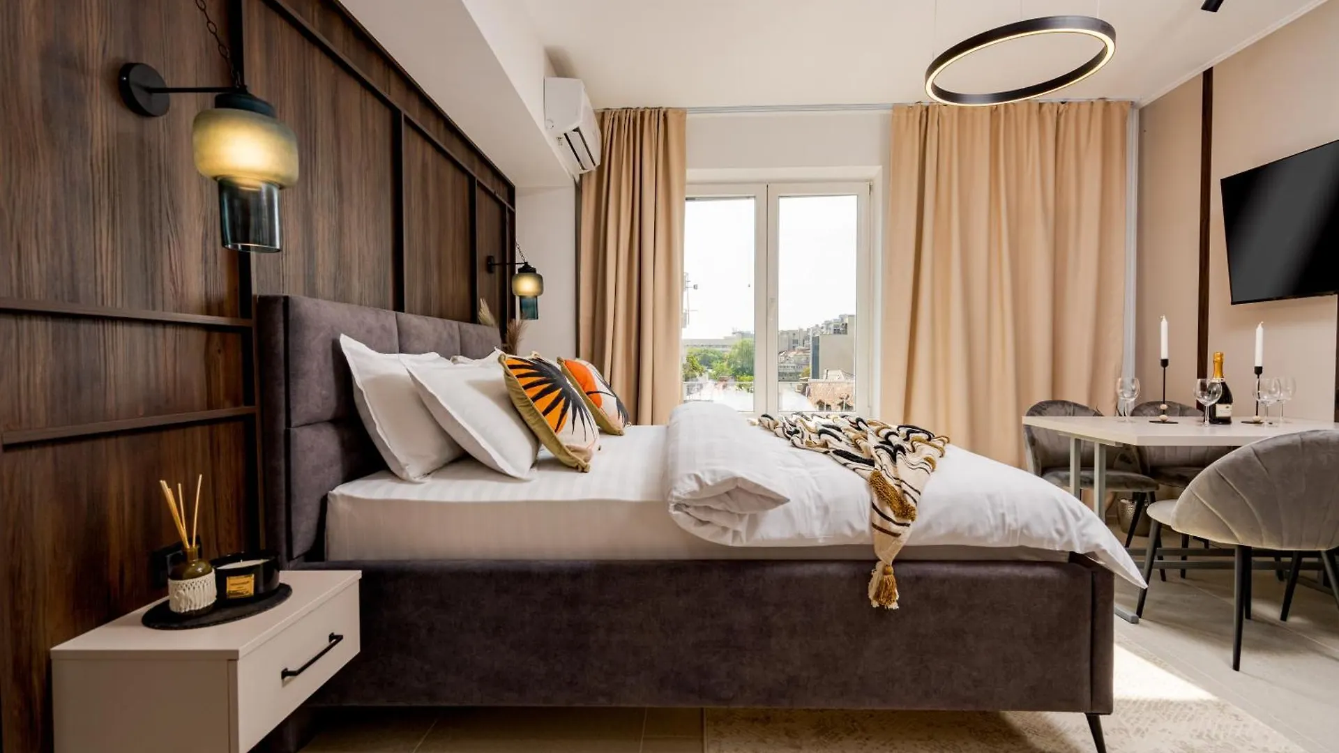 Luxury Ultra Central Apartment - Piata Romana Бухарест 0*,  Румыния